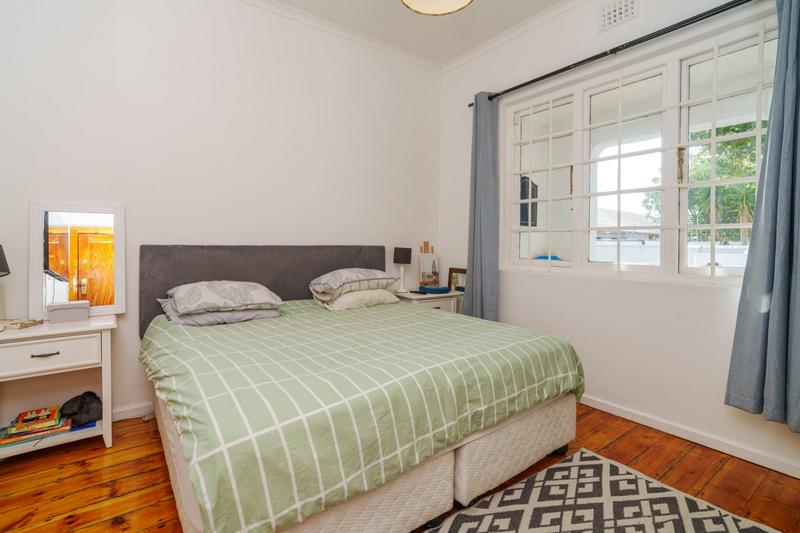 2 Bedroom Property for Sale in Harfield Village Western Cape